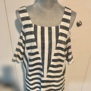 🕛 SOFT SURROUNDINGS TOP NEW NEVER WORN SIZE XS